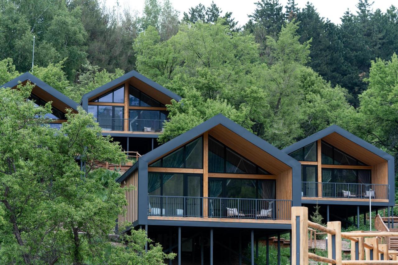 Qazaq Auyl Eco Hotel Almaty Bagian luar foto