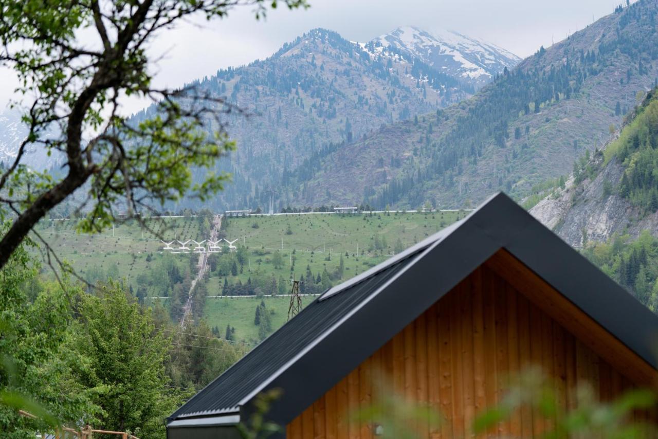 Qazaq Auyl Eco Hotel Almaty Bagian luar foto