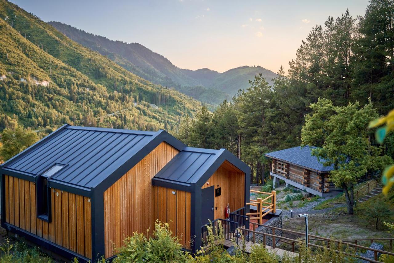 Qazaq Auyl Eco Hotel Almaty Bagian luar foto