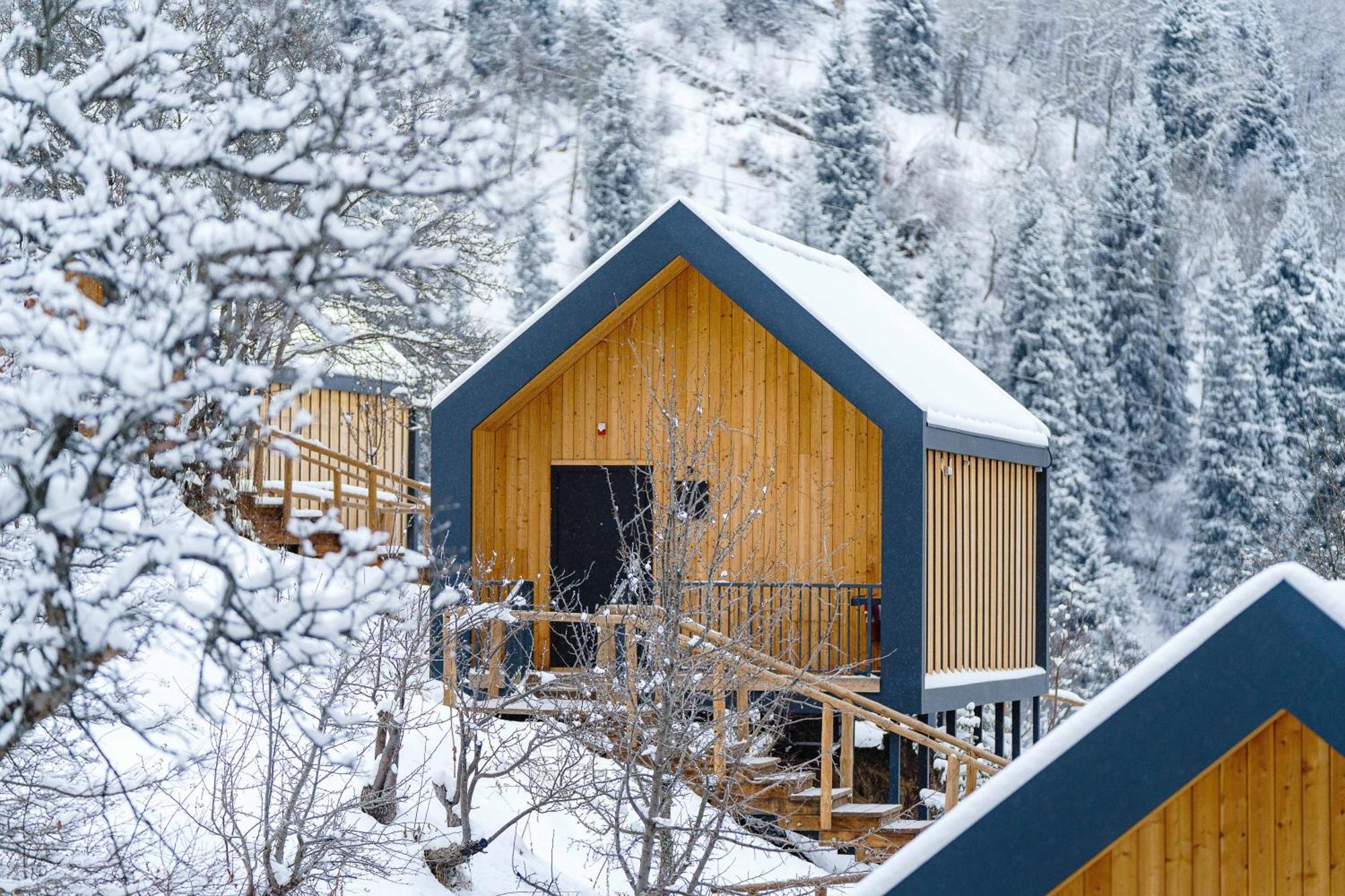 Qazaq Auyl Eco Hotel Almaty Bagian luar foto