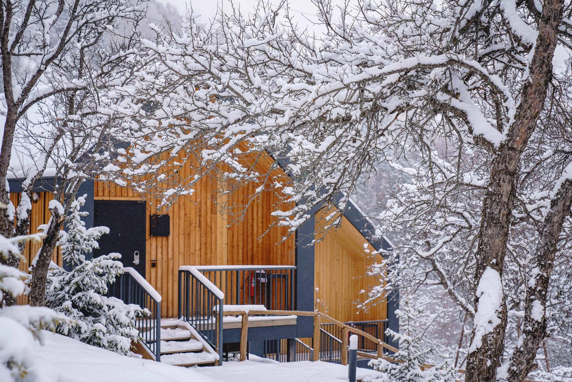 Qazaq Auyl Eco Hotel Almaty Bagian luar foto