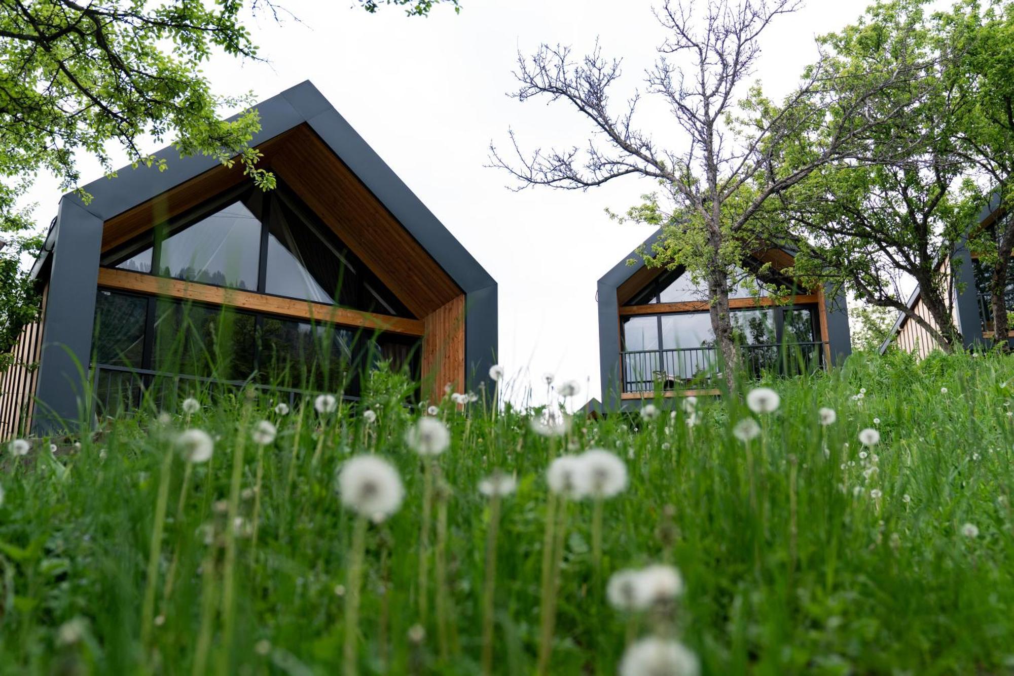 Qazaq Auyl Eco Hotel Almaty Bagian luar foto