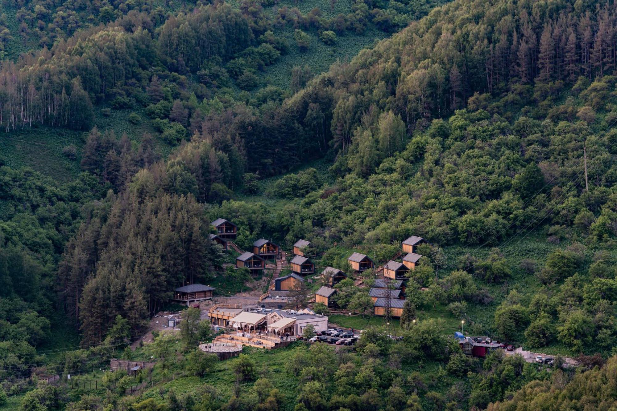 Qazaq Auyl Eco Hotel Almaty Bagian luar foto