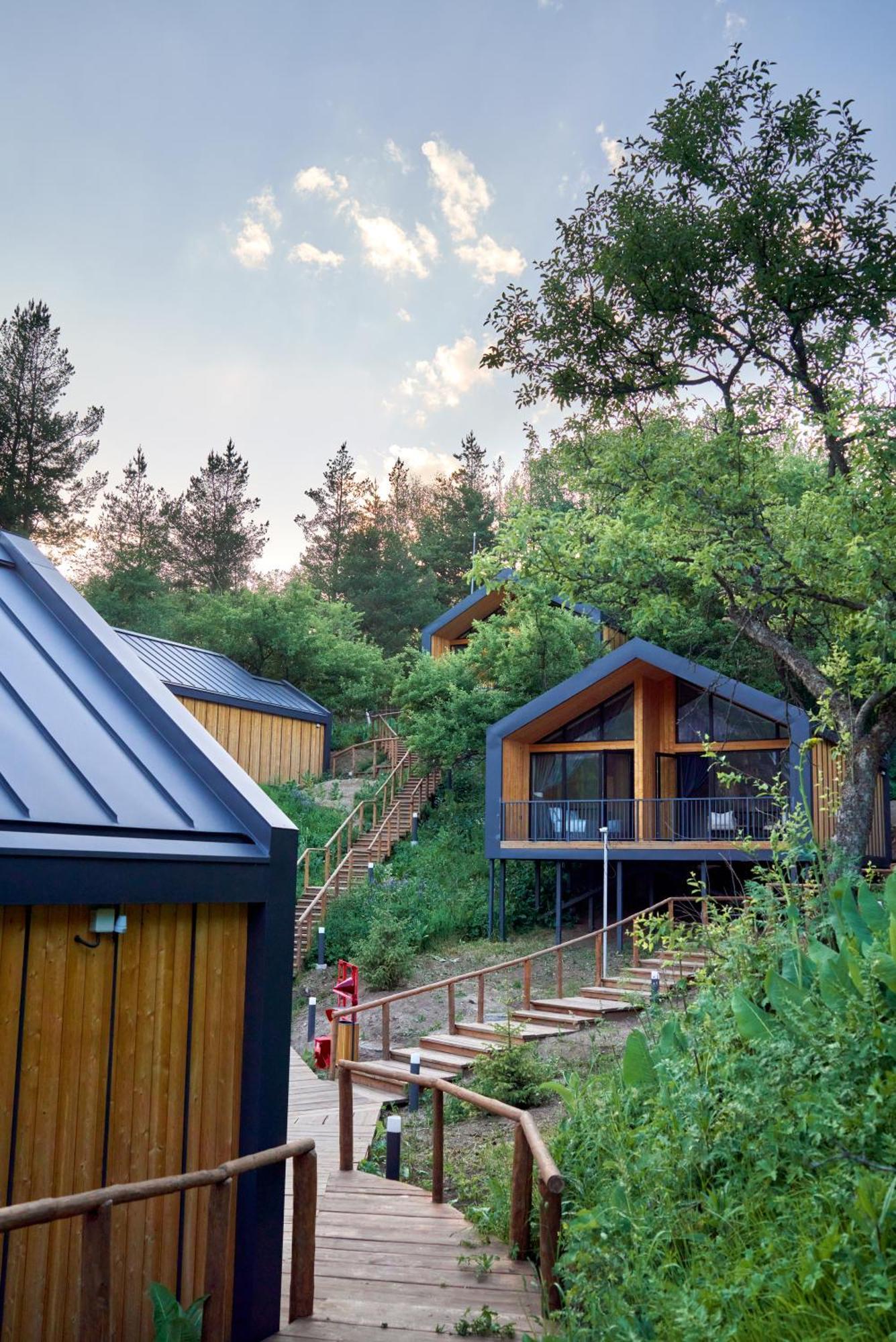 Qazaq Auyl Eco Hotel Almaty Bagian luar foto